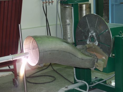 Напыление термобарьерного покрытия на внутреннюю поверхность патрубка